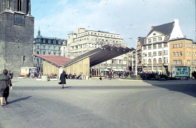 halle-saale/Markt mit Schmetterling 1965.jpg